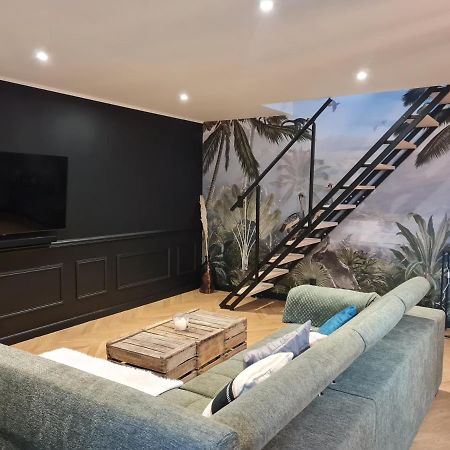 Maison Eliste - Love Gite Chic Avec Jacuzzi Interieur Ла Гасили Екстериор снимка