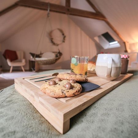 Maison Eliste - Love Gite Chic Avec Jacuzzi Interieur Ла Гасили Екстериор снимка