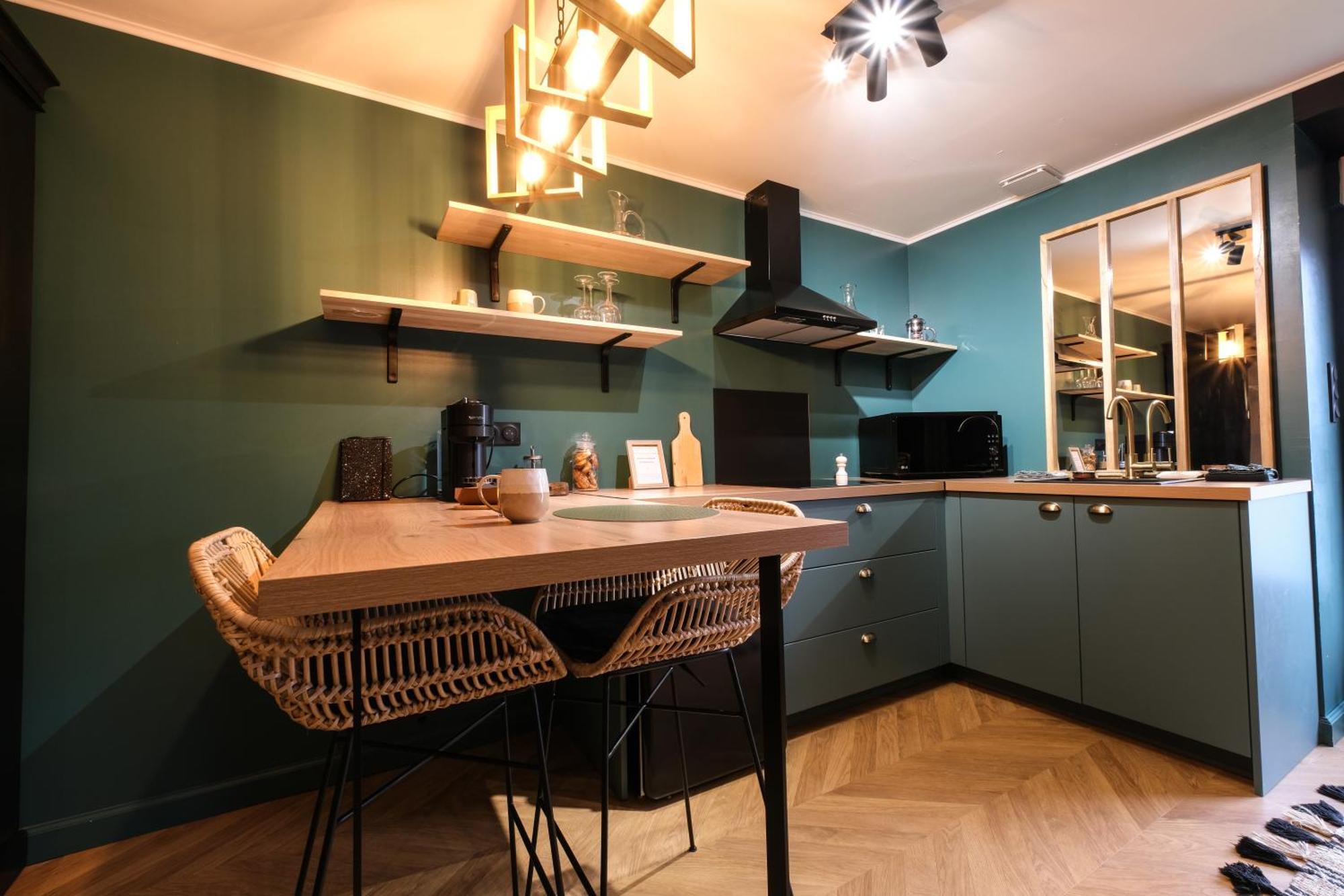 Maison Eliste - Love Gite Chic Avec Jacuzzi Interieur Ла Гасили Екстериор снимка